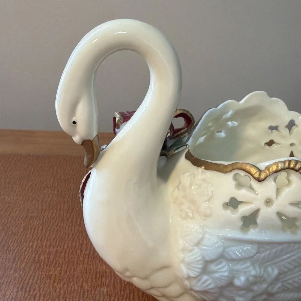 Vintage Swan Sleigh Planter Christmas Gold Accents 6.5